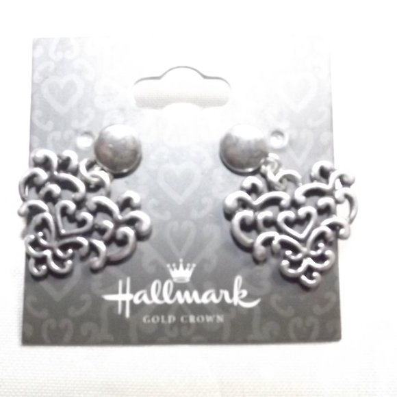 Love Hearts! Hallmark Gold Crown Collection Affectionate Love Pierced Earrings - Picture 1 of 6